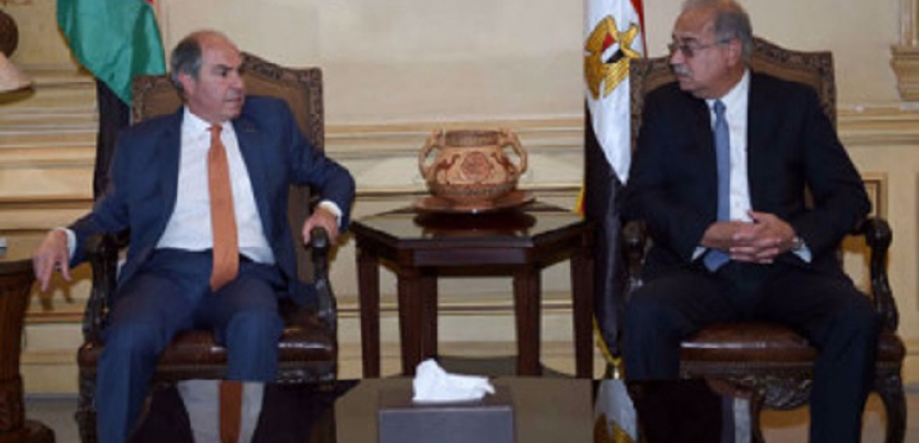 رئيس الوزراء : مصر تتطلع لتعزيز التعاون الثنائي مع الأردن