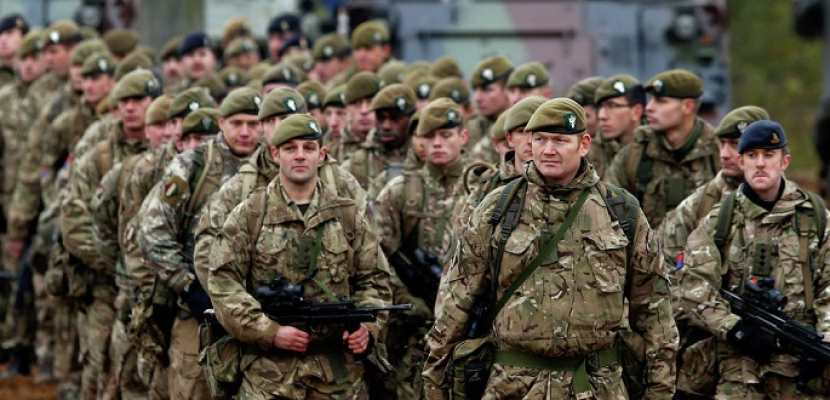 بريطانيا تنشر قوات الجيش لتأمين الشوارع .. وترفع مستوى التهديد من حاد إلى حرج