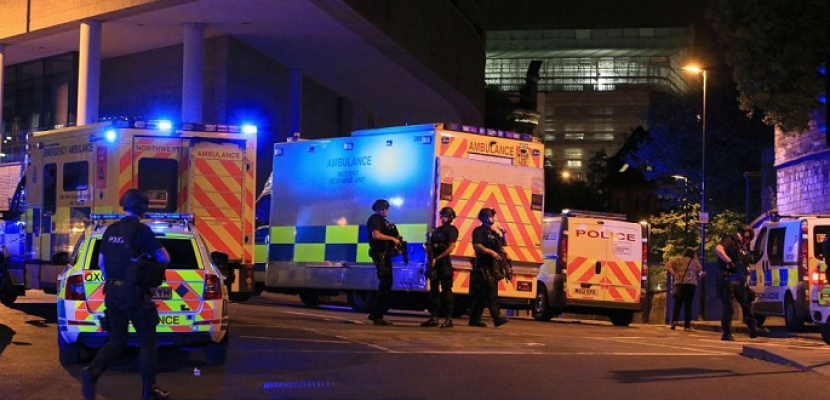 بريطانيا: حادث مانشستر إرهابي وارتفاع القتلى إلى 22.. و”داعش” يعلن مسؤوليته