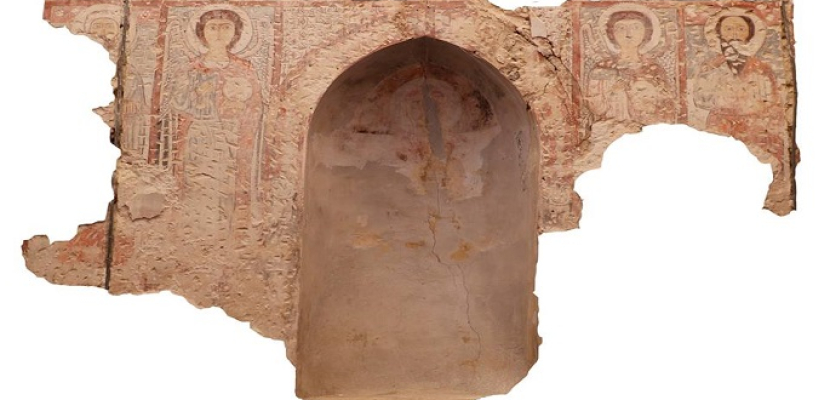 بالصور- “الآثار”: اكتشاف مجموعة من الجداريات والرسومات بدير الأنبا بيشوي بوادي النطرون