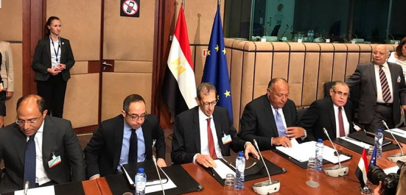 مصر تطالب الاتحاد الأوروبي بوقف القنوات المحرضة على الإرهاب