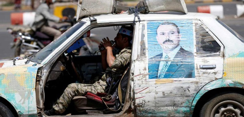 مصادر عسكرية يمنية: صالح ينشر 30 ألف مسلح في صنعاء لتأمين مهرجان السبعين