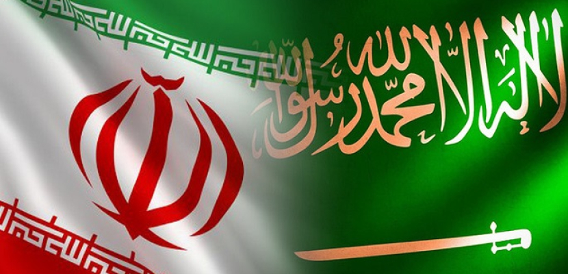 عكاظ: إرادات الشعوب لن تقف في موضع المتفرج تجاه التدخلات الإيرانية