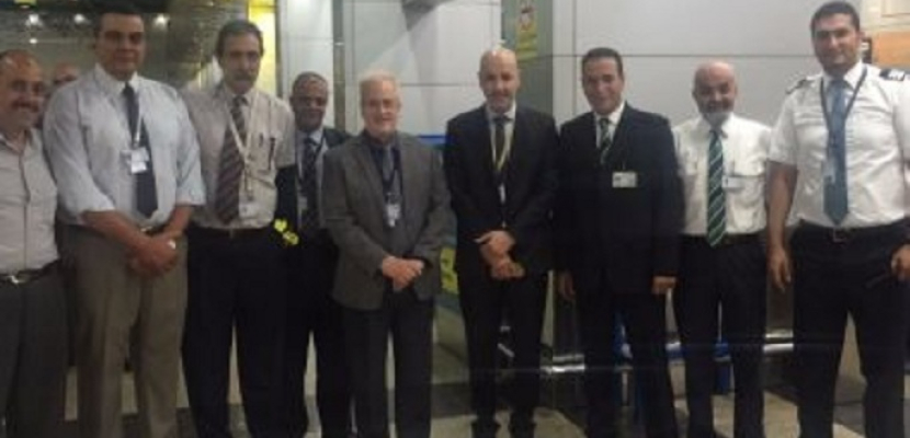 رئيس الشركة المصرية لخدمات الطيران يتفقد خدمات سفر الحجاج