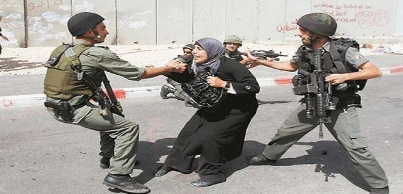الاحتلال يعتقل فلسطينية بدعوى تنفيذها عملية طعن
