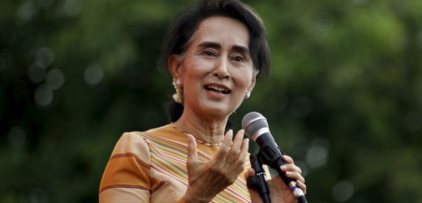 الاتحاد الأوروبي يعلن إجراء محادثات مشجعة مع الزعيمة البورمية حول الروهينجا