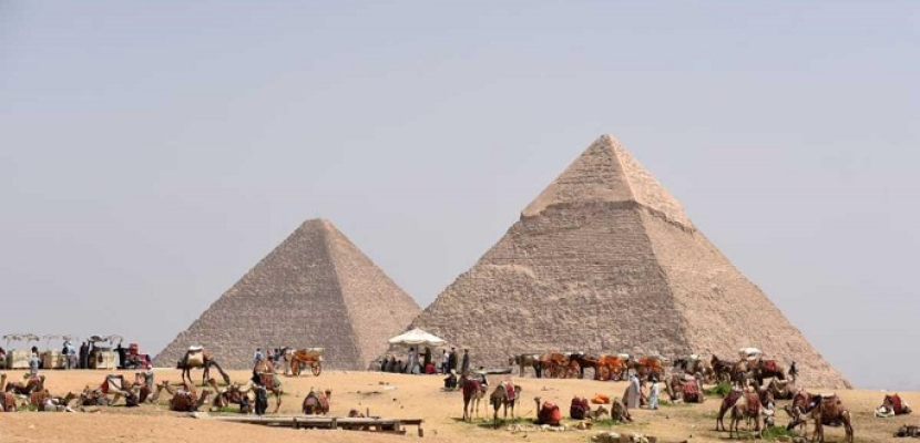 مصر تعلن “قفزة هائلة” في إيرادات السياحة