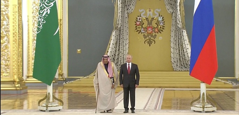 العاهل السعودي يطالب من موسكو بتكثيف الجهود المشتركة لمكافحة الإرهاب وتجفيف منابعه