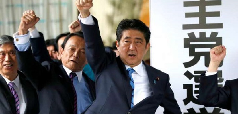 تحالف رئيس الوزراء اليابانى يحقق فوزا كبيرا في الانتخابات التشريعية
