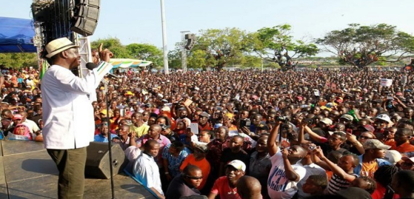 زعيم المعارضة الكينية يدعو أنصاره لتنظيم احتجاجات بعد انسحابه من الانتخابات