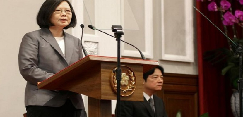رئيسة تايوان لا تستبعد احتمال هجوم من الصين