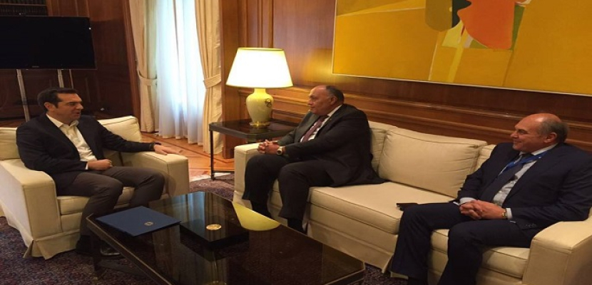 شكري يبحث مع رئيس وزراء اليونان العلاقات الثنائية والتعاون الثلاثي مع قبرص