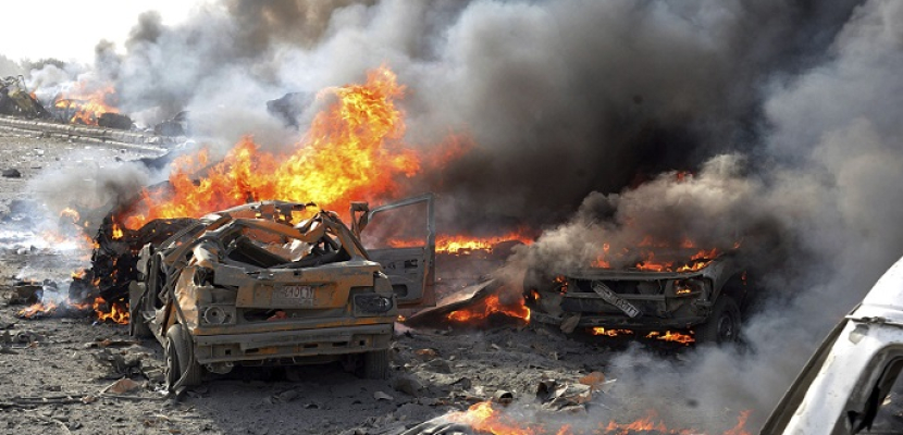 10 قتلى من الجيش السورى فى انفجار سيارة مفخخة بريف دير الزور
