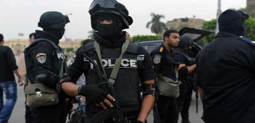 أ ش أ: استشهاد ٣ رجال شرطة وإصابة ٨ في تبادل لإطلاق النار مع إرهابيين بالجيزة