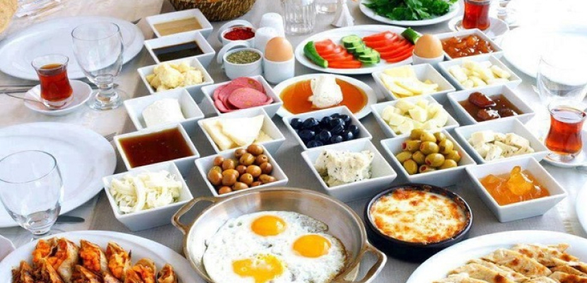 وجبة الإفطار تساعد على التركيز والسيطرة على الوزن