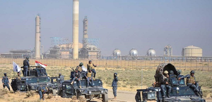 العراق يقرر نشر قواته على الحدود مع إيران وتركيا