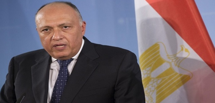 وزير الخارجية يصل إلى بيروت للمشاركة في القمة العربية الاقتصادية