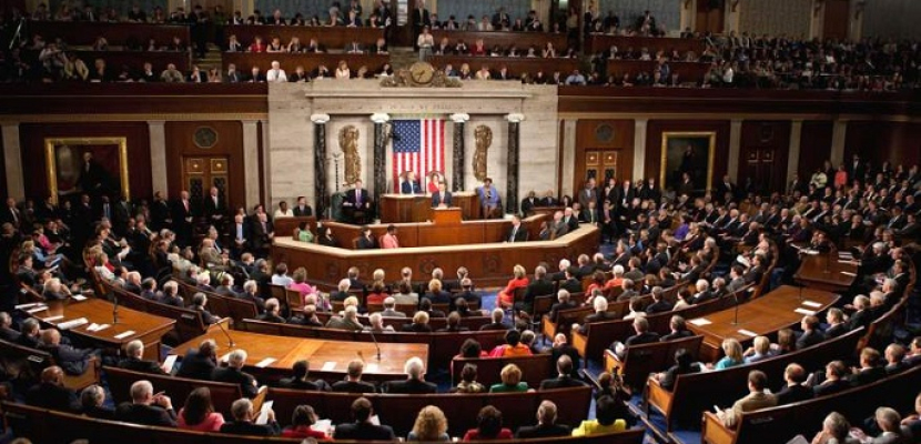 مجلس الشيوخ الأمريكي يوافق على مناقشة مشروع قانون للتخفيف من انبعاثات الكربون