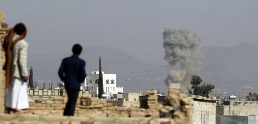 مقتل 38 حوثيا في غارات للتحالف على مواقع عسكرية باليمن