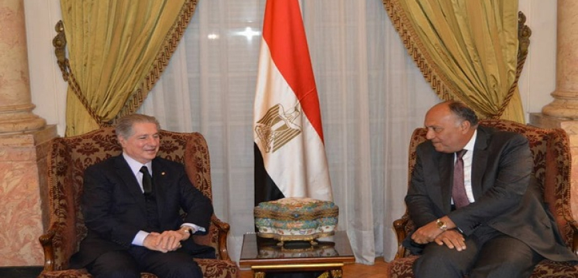 بالصور.. شكري يلتقي أمين الجميل ويؤكد دعم مصر لوحدة واستقرار لبنان