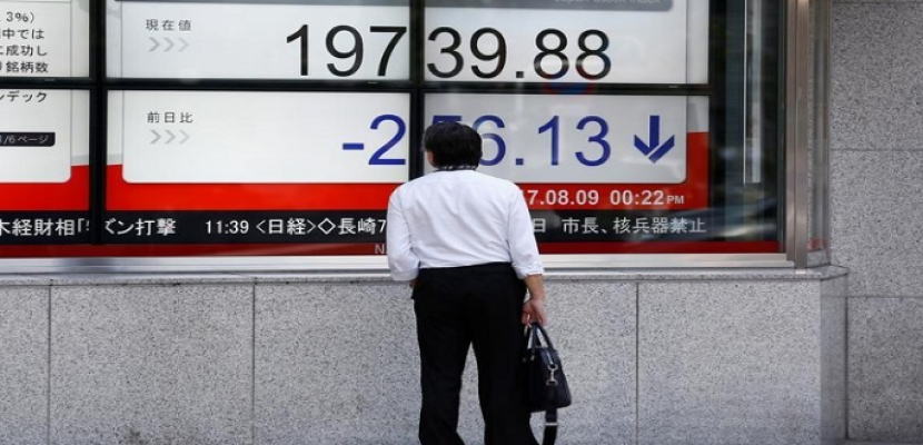 الأسهم اليابانية تغلق منخفضة بفعل النتائج ومخاوف عالمية