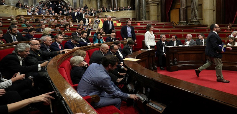 إقليم كتالونيا الاسباني يرجئ التصويت على زعيم جديد