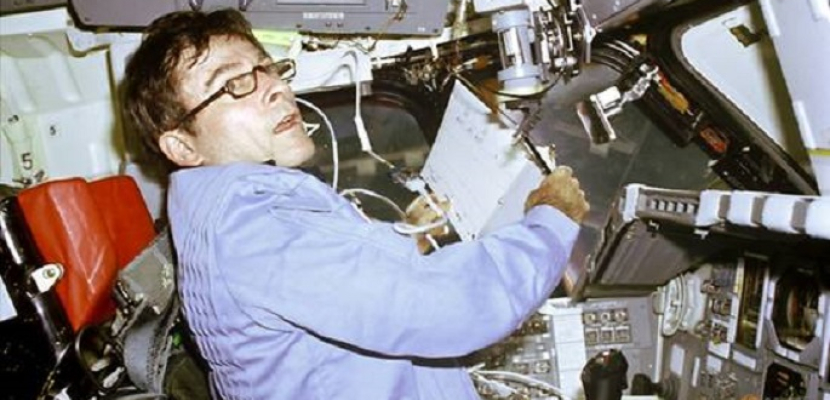 وفاة رائد الفضاء الأمريكي جون يونج عن عمر ناهز الـ87 عاما