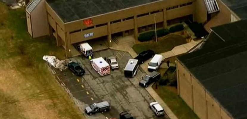 مقتل شخصين وإصابة 18 بإطلاق نار بمدرسة أمريكية