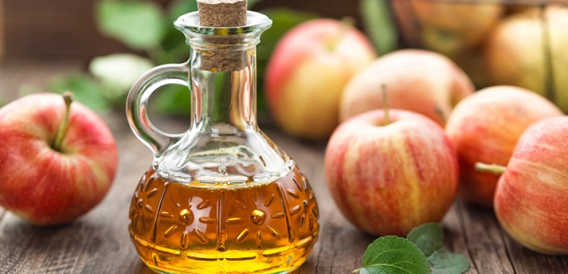 فوائد خل التفاح لصحتك.. يخفض السكر وينقص الوزن