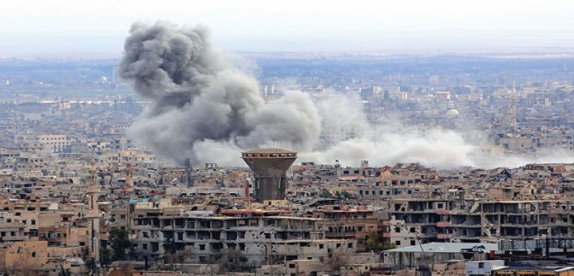 الطيران السوري يضرب مقرات التنظيمات المسلحة في الحجر الأسود بالغوطة الشرقية