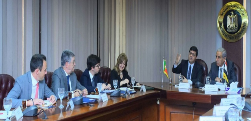 وزير التجارة ووزير العولمة البرتغالي يعتمدان التشكيل النهائي لمجلس الأعمال المشترك بين البلدين