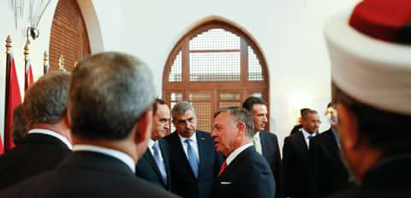 بالصور .. الوزراء الجدد بالحكومة الأردنية يؤدون اليمين الدستورية