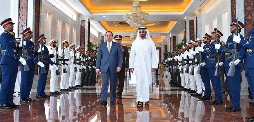 بالصور .. الرئيس السيسى يعود لأرض الوطن بعد جولة خليجية شملت سلطنة عُمان والإمارات