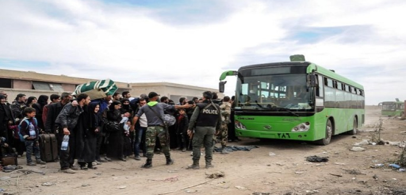 المعارضة السورية بـ “عين ترما وزملكا وجوبر وعربين” بالغوطة توافق على الخروج إلى إدلب