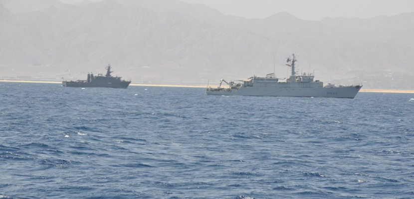 بالصور.. القوات البحرية المصرية والفرنسية تنفذان تدريبا بحريا مشتركا لمكافحة الألغام