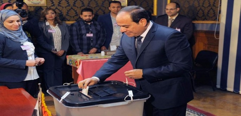 بالفيديو والصور .. الرئيس السيسى يدلى بصوته فى الانتخابات الرئاسية
