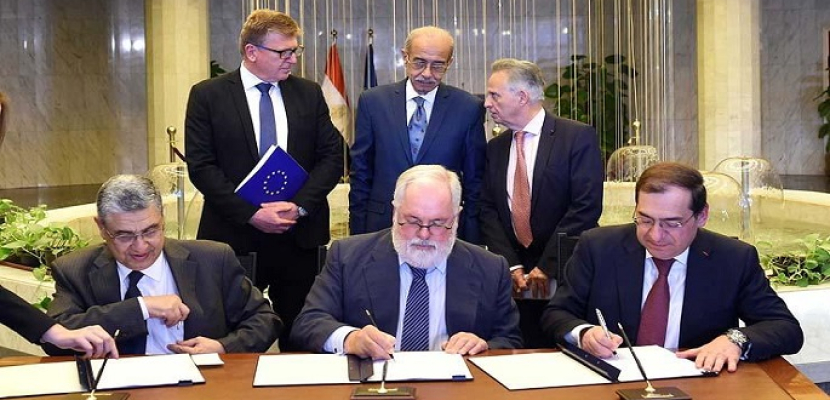 رئيس الوزراء يشهد توقيع مذكرة تفاهم للشراكة في مجال الطاقة بين مصر والاتحاد الأوروبي