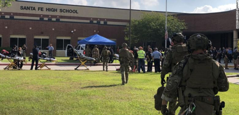 تلميذ يقتل ثمانية أشخاص في مدرسة بولاية تكساس الأمريكية