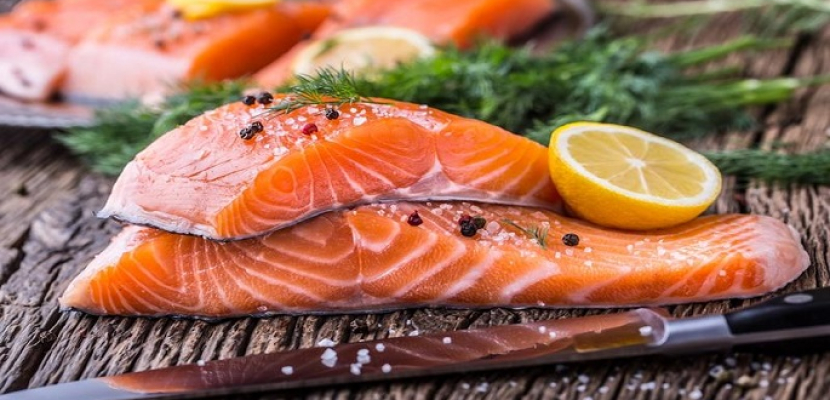 تناول السمك يجنّبك أمراض القلب والأوعية الدموية