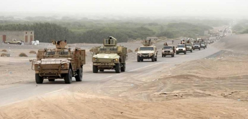 التحالف العربي يدفع بتعزيزات عسكرية إلى الساحل الغربي بمحافظة الحديدة اليمنية