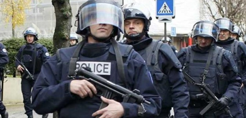 الشرطة الفرنسية تفكك أكبر شبكة للاتجار في المخدرات في مدينة مارسيليا جنوبي البلاد