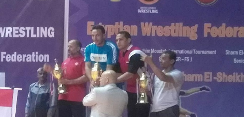 منتخب المصارعة يحصد 10 ميداليات ذهبية في البطولة العربية بشرم الشيخ