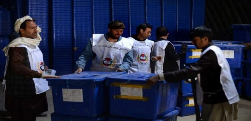 الواشنطن بوست تسلط الضوء على الأجواء الميدانية المصاحبة للانتخابات البرلمانية الأفغانية