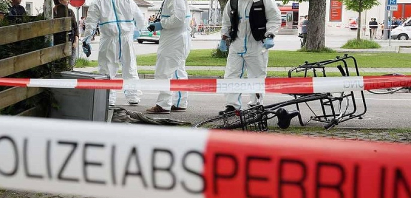 اعتقال شخص بعد إصابة 14 في هجوم بسكين في حافلة في ألمانيا