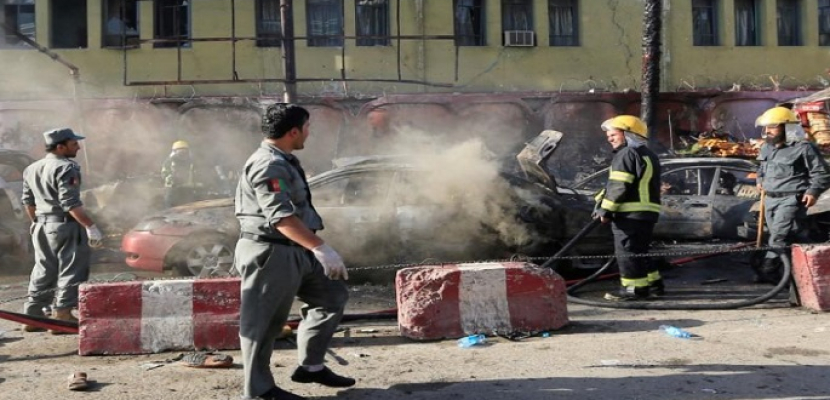 مقتل 8 من أفراد الأمن في هجوم بسيارة ملغومة بجنوب أفغانستان