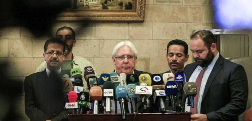 الخليج الامارتية تدعو مارتن جريفيث إلى التركيز على إنهاء الانقلاب الحوثي