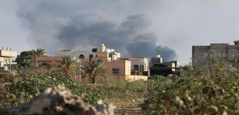 ليبيا تنقل مهاجرين حوصروا في اشتباكات طرابلس بمساعدة الأمم المتحدة