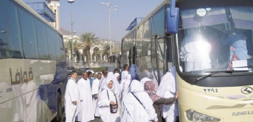 بعثة الحج: بدء نقل الحجاج إلى عرفات وخدمات على الطرق لإرشاد الحافلات الأحد