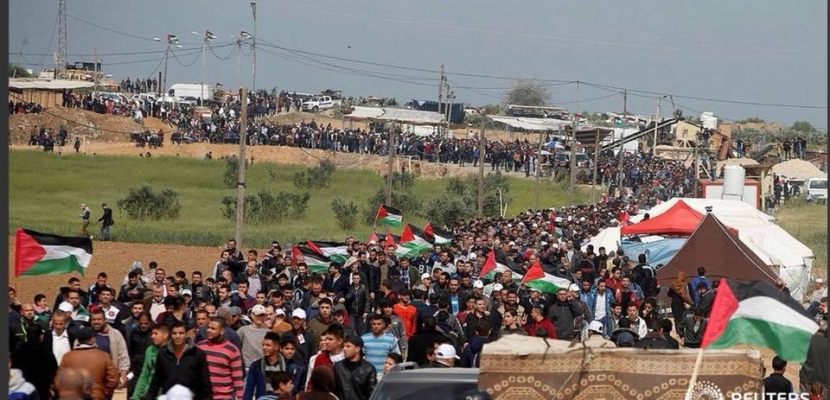الفلسطينيون يشاركون اليوم في جمعة “معا غزة تنتفض والضفة تلتحم”