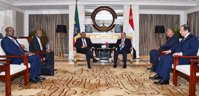 بالصور.. الرئيس السيسي يلتقى رئيس وزراء اثيوبيا خلال زيارته للصين